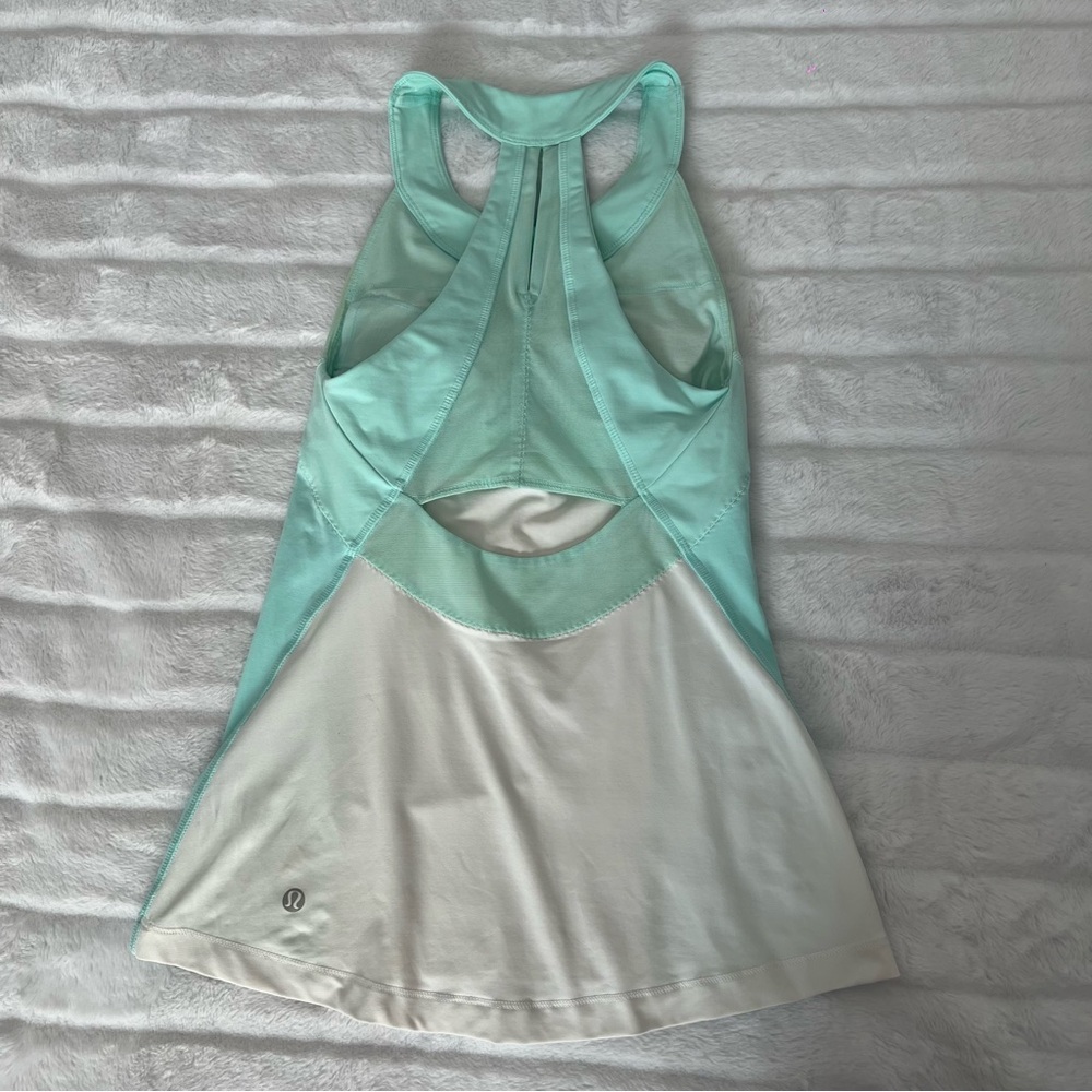Lululemon tank top